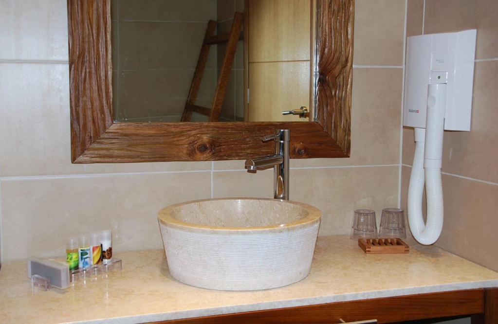 Astrolabe Hotel Khronia Phòng bức ảnh